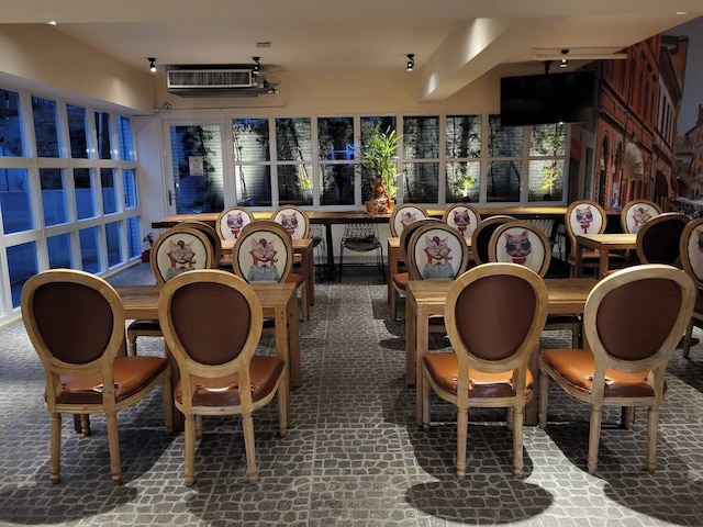 ミニ ホテルズ 台中 ステーションブランチ (台中米粒旅店台中火車站館)