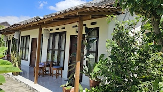 ローゼラ コテージ ジョグジャカルタ