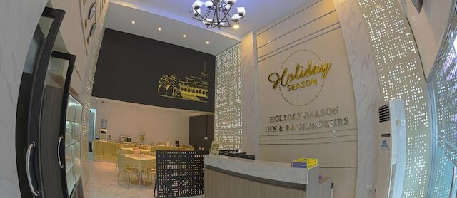 ホリデイ シーズン モーテル