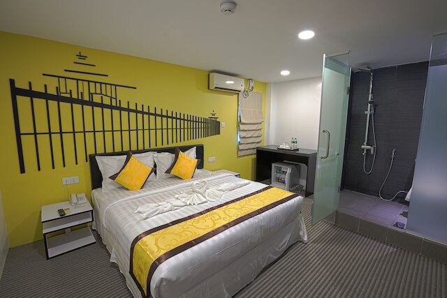 ホリデイ シーズン モーテル