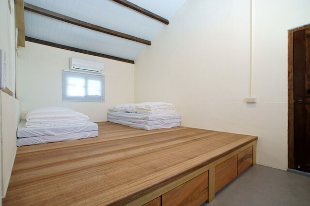 班鳩 127 (班鳩 127 民宿)