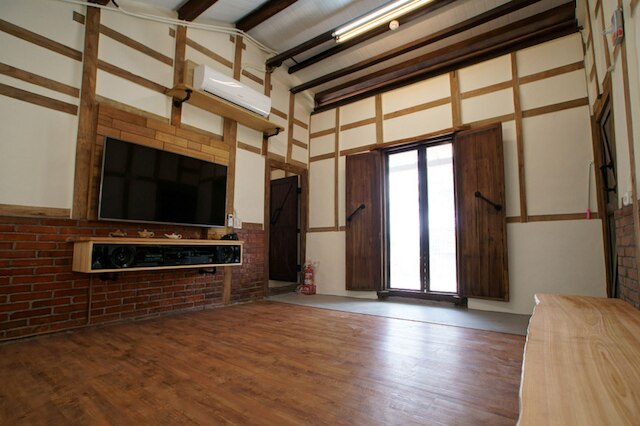 班鳩 127 (班鳩 127 民宿)