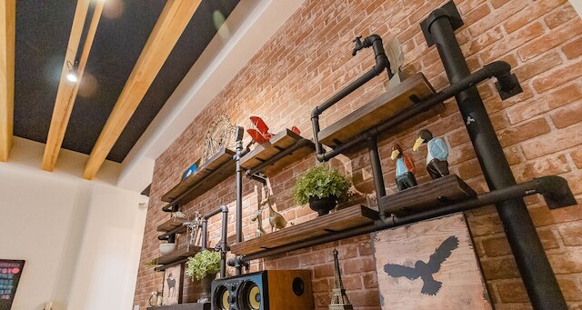 ブラック ハウス