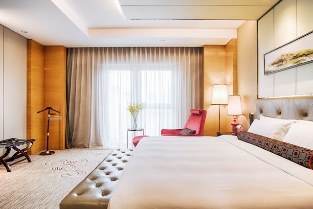 バヤ インターナショナル ホテル (长沙华雅国际大酒店)