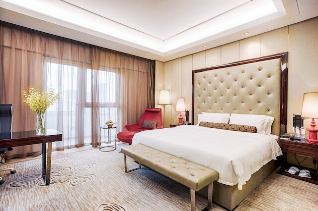 バヤ インターナショナル ホテル (长沙华雅国际大酒店)