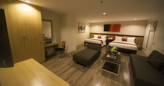 NS ロイヤル ホテル