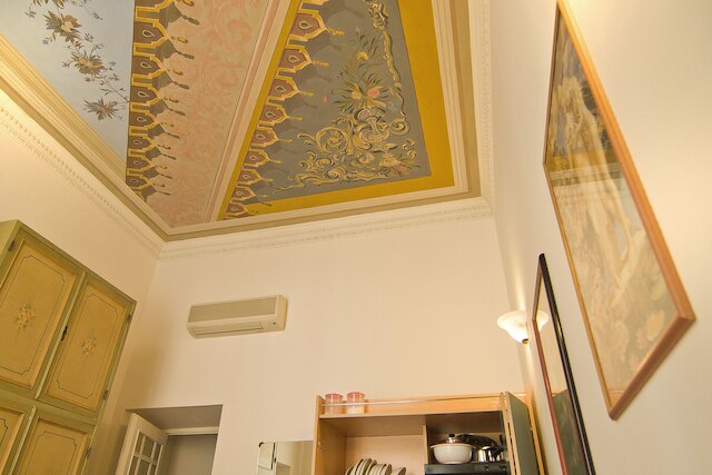 アッフィッタ カーメレ ヴィア ベネト