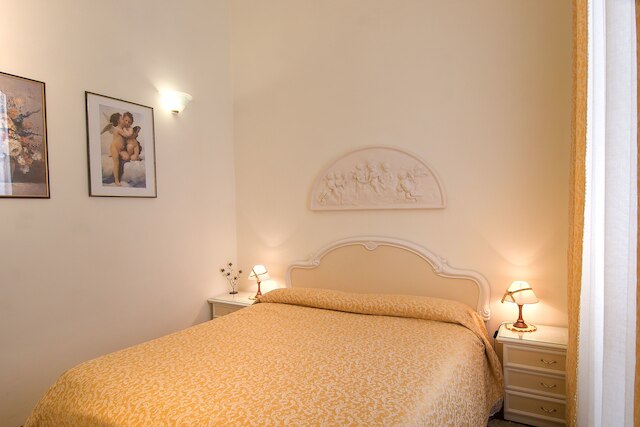 アッフィッタ カーメレ ヴィア ベネト