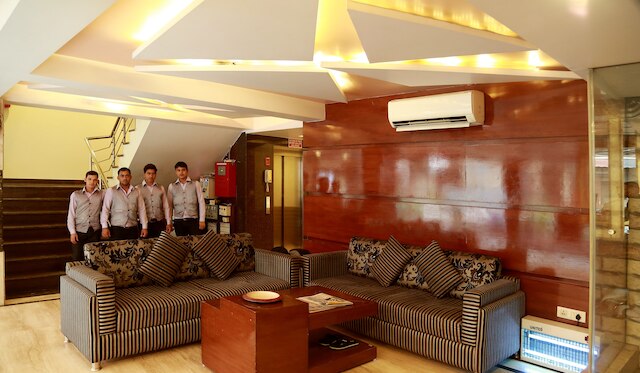 ホテル ジータザール