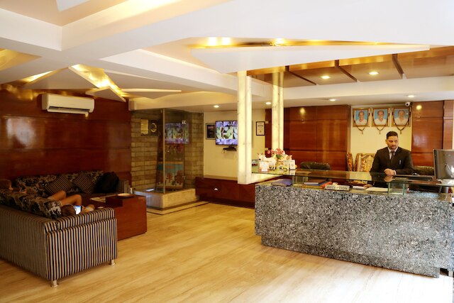 ホテル ジータザール