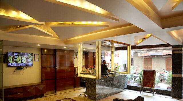 ホテル ジータザール