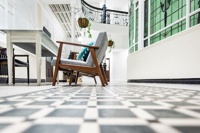 テーロン アパートメンツ