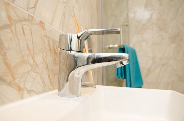 テーロン アパートメンツ