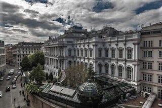 パークリング アパートメンツ