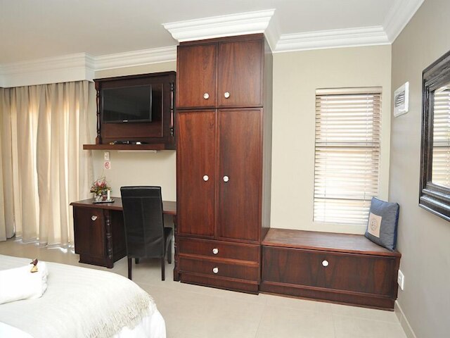 アダト ゲストハウス