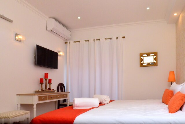 ゲストハウス スイート リベルダーデ