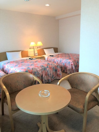 アーバンホテル三幸