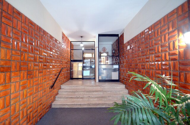 B&B スタジオ 162