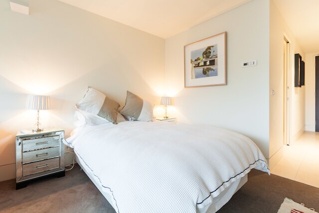 セレステ 1 ベッドルーム イースト メルボルン アパートメント