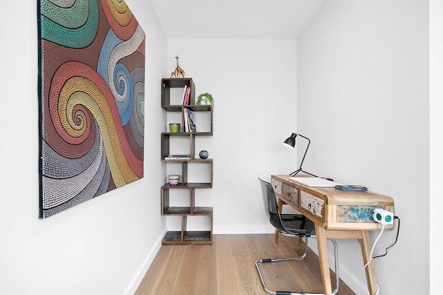 ディーナ 2 ベッドルーム カールトン アパートメント