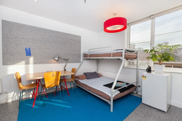 ヘンリエッタ カールトン スタジオ アパートメント