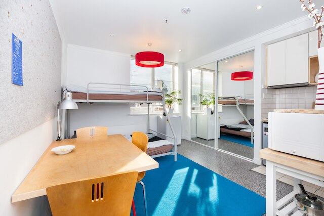 ヘンリエッタ カールトン スタジオ アパートメント