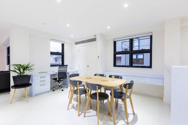 マディソン 3 ベッドルーム ポート メルボルン アパートメント