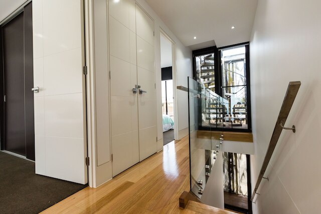 レネー、4BDR ノース メルボルン ハウス