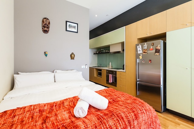 テニソン リッチモンド スタジオ アパートメント