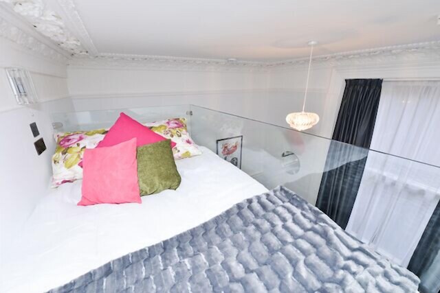 ザ ドム ハイド パーク