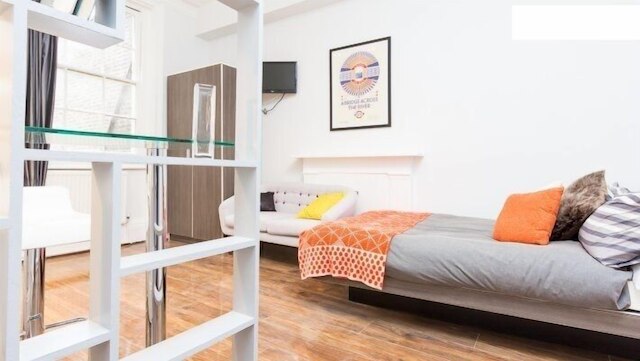 ザ ドム ハイド パーク