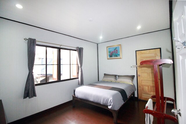 オブ - アルン ハウス