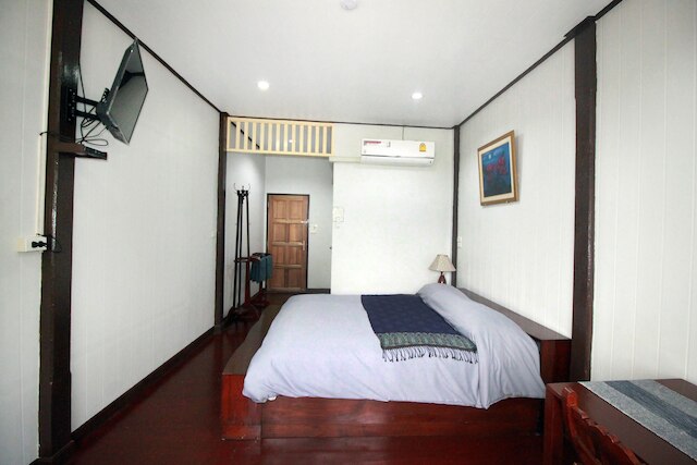 オブ - アルン ハウス