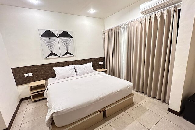 ザ ペイビング ヴィラ