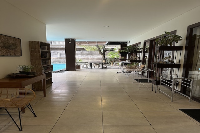 ザ ペイビング ヴィラ