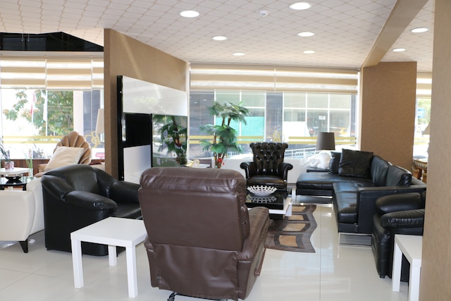 ビジネス グランド ホテル