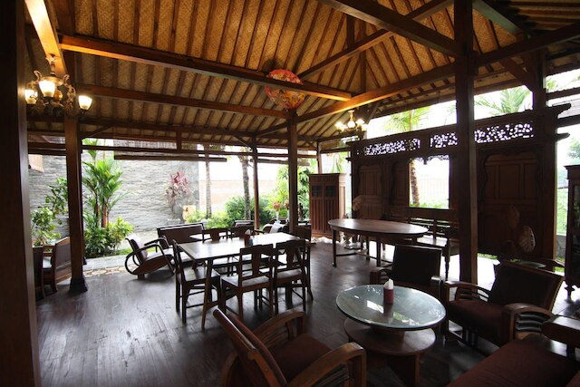 ベッドホット ホームステイ