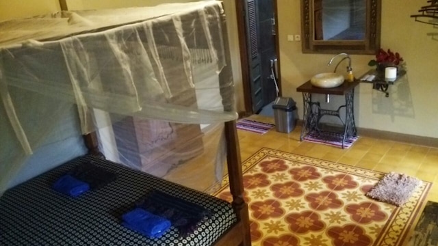 ベッドホット ホームステイ