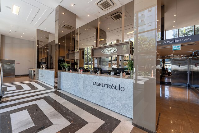 ホテル ラゲット スティーロ イジエノーポリス