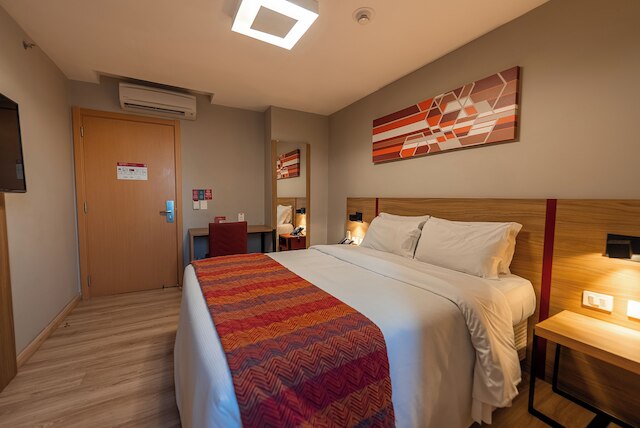 ホテル ラゲット スティーロ イジエノーポリス