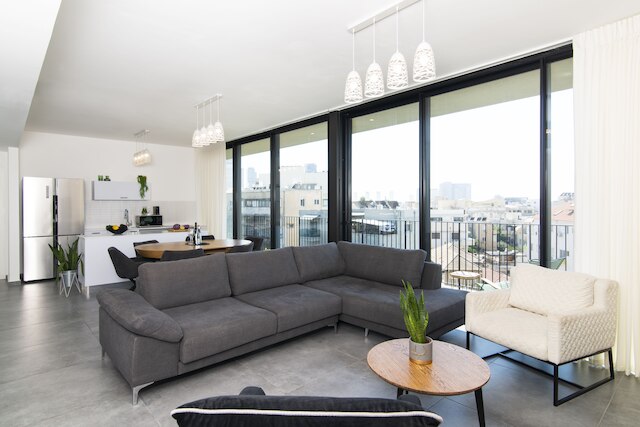 ミスター アレンビー - バイ TLV2 ゴー