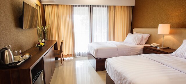 アリーナリビング