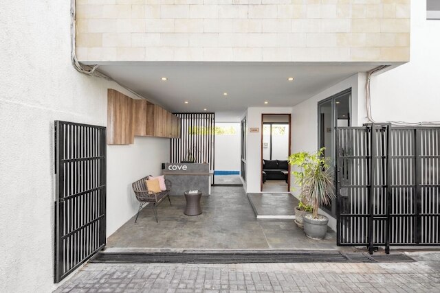 コーブ ヴィラ プラナ ジンバラン