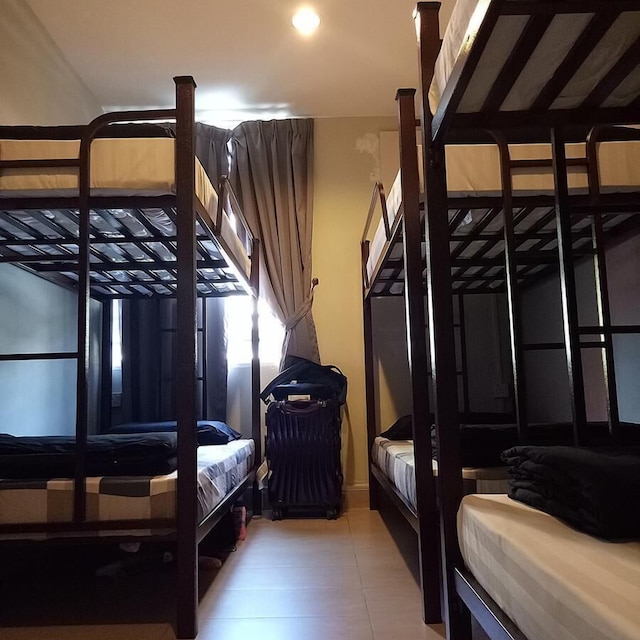 フッド - ホステル