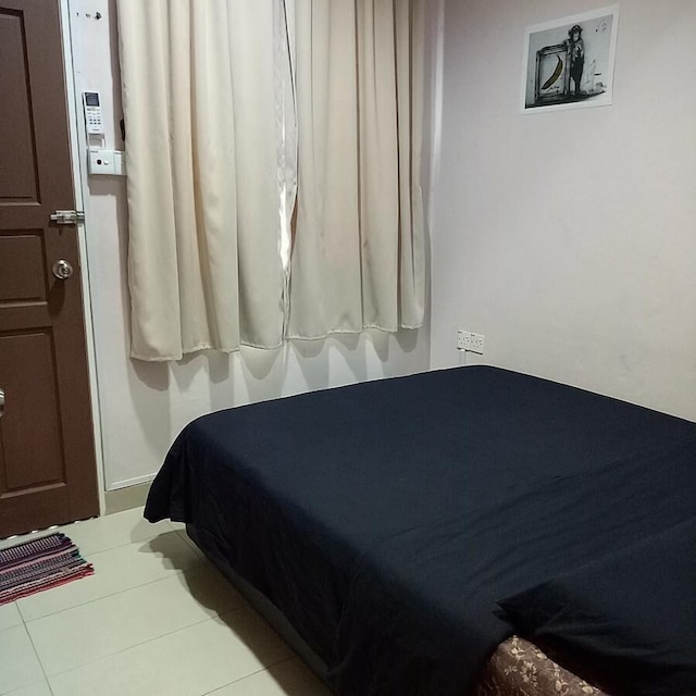 フッド - ホステル