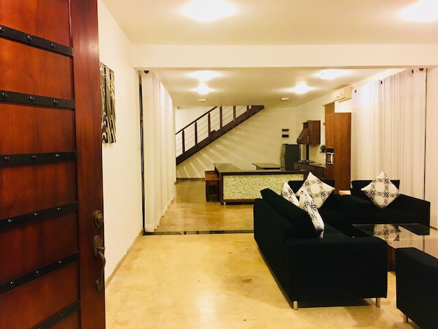 8 プラス ヴィラ