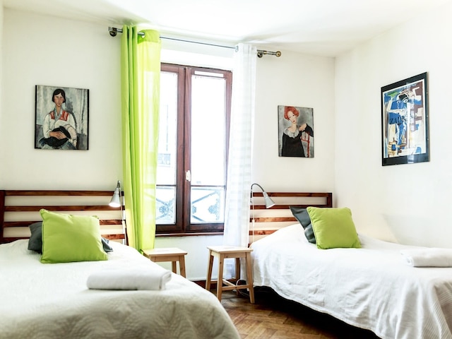 モンマルトル アパートメンツ - モネ