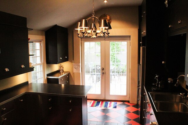 ザ ビショップ ステイズ