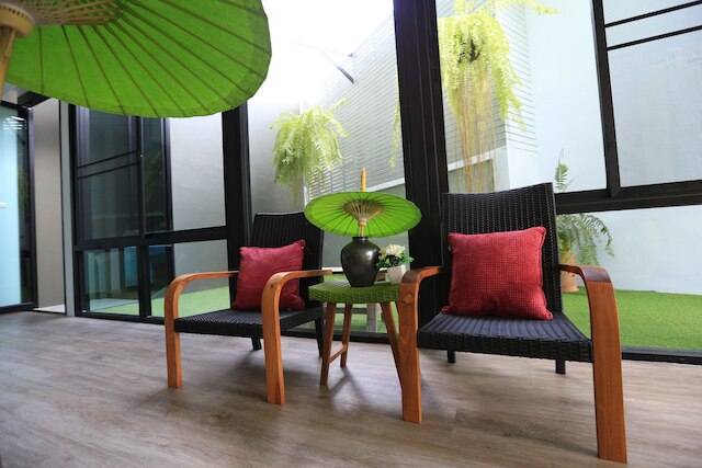 ザ ホワイト エレファント ホーム