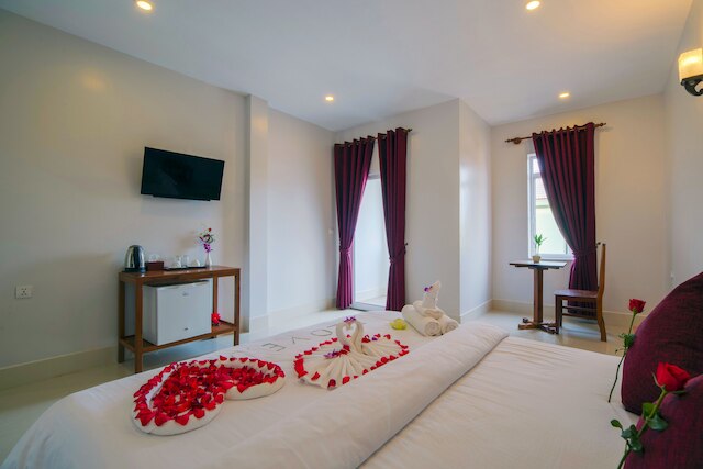 リリー ホリデイ ホテル